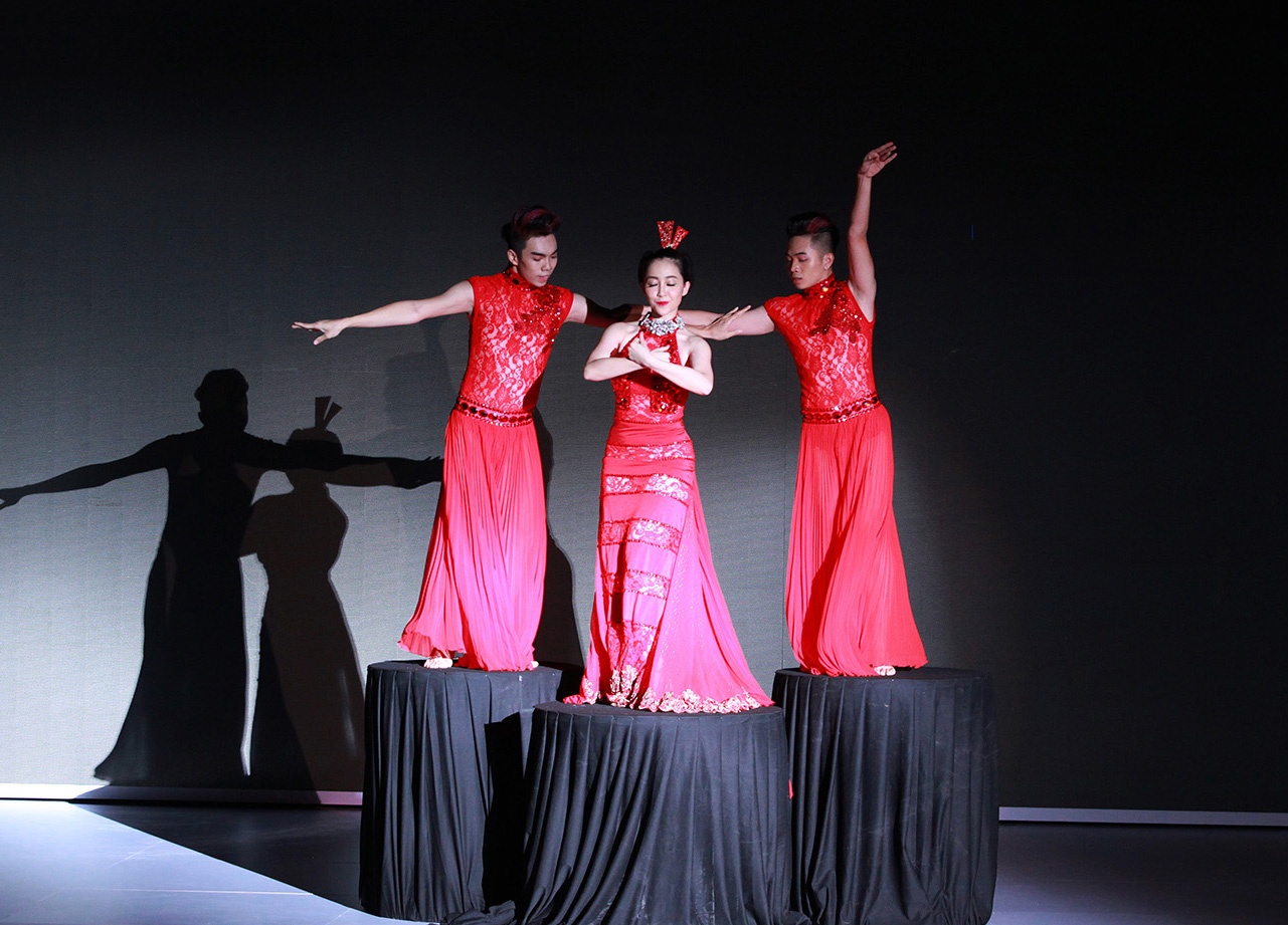 Dang Thu Thao,  Linh Nga kieu sa o su kien anh 9