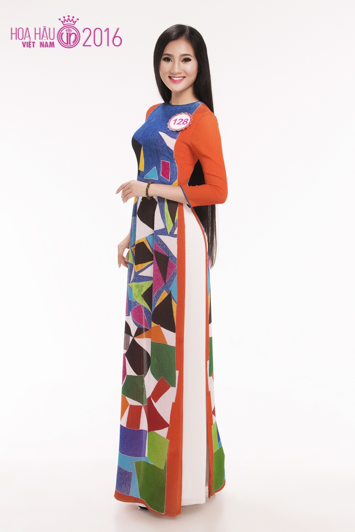 Top 30 nguoi dep Hoa hau VN khoe ve dep truyen thong anh 10