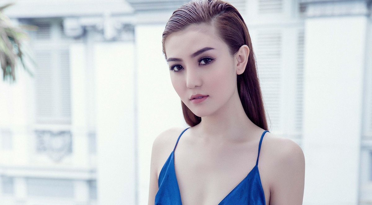 Giai dong Sieu mau goi y trang phuc du tiec mua he hinh anh