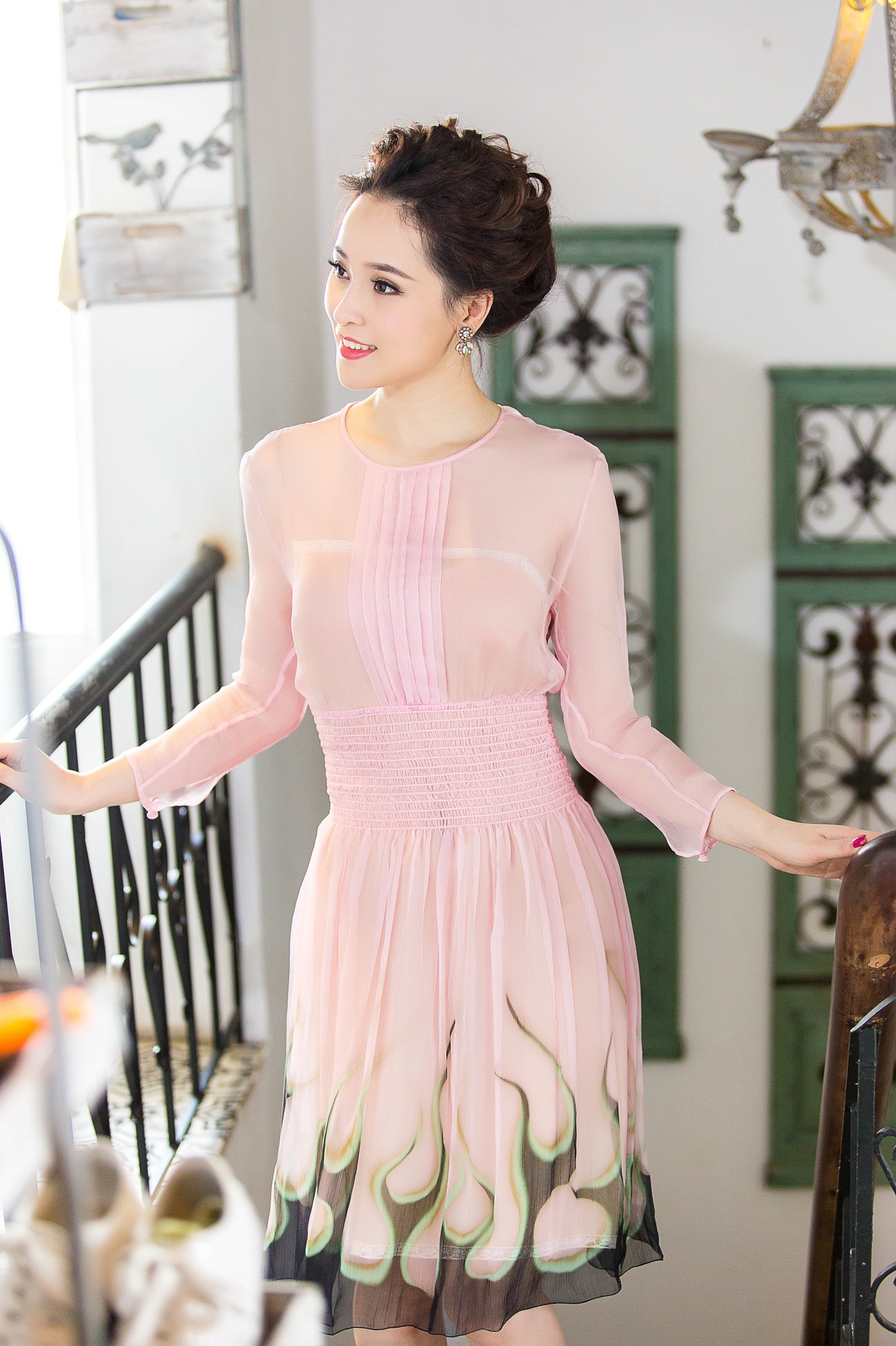 Thai Nhu Ngoc dien phong cach mua he anh 7