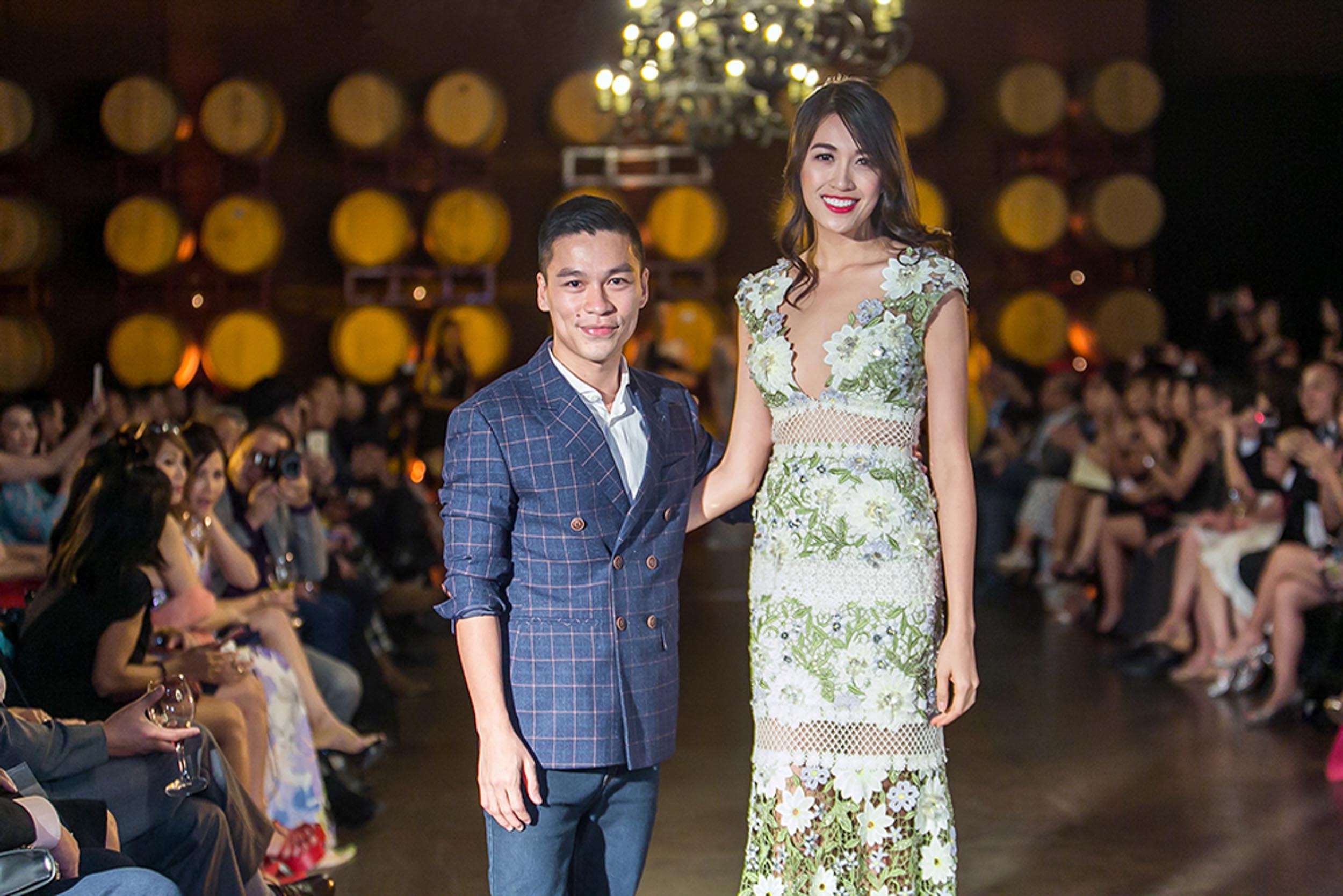 Thuy Dung,  Le Hang sang My dien show Adrian Anh Tuan anh 10