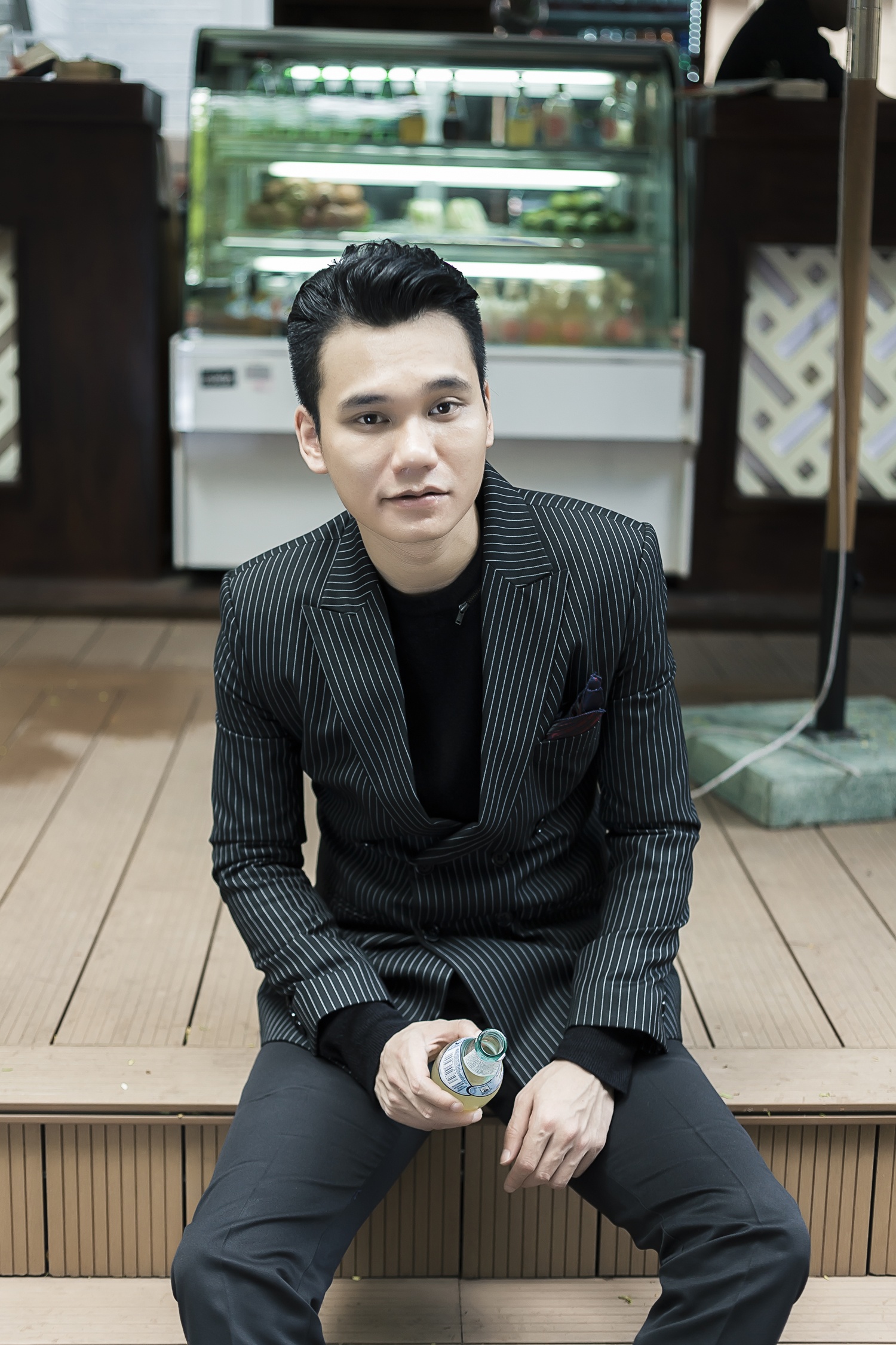 Khac Viet dien vest banh bao anh 2