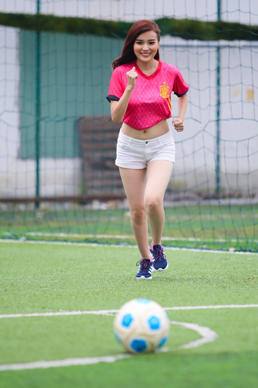 Nguoi dep xu Dua sexy cung Euro anh 6