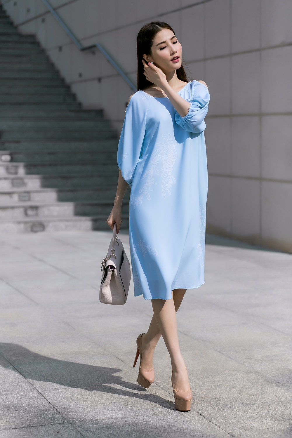 Diem My xuong pho voi 9 set do mua he anh 3