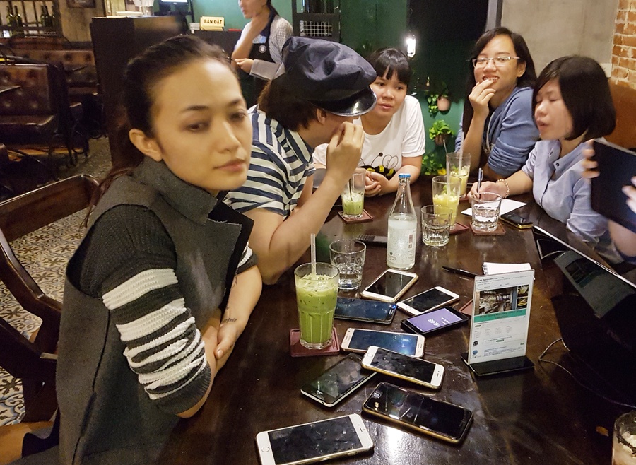 Tinna Tình mâu thuẫn với Dương Cẩm Lynh ảnh 2 Tinna Tinh mau thuan voi Duong Cam Lynh anh 2