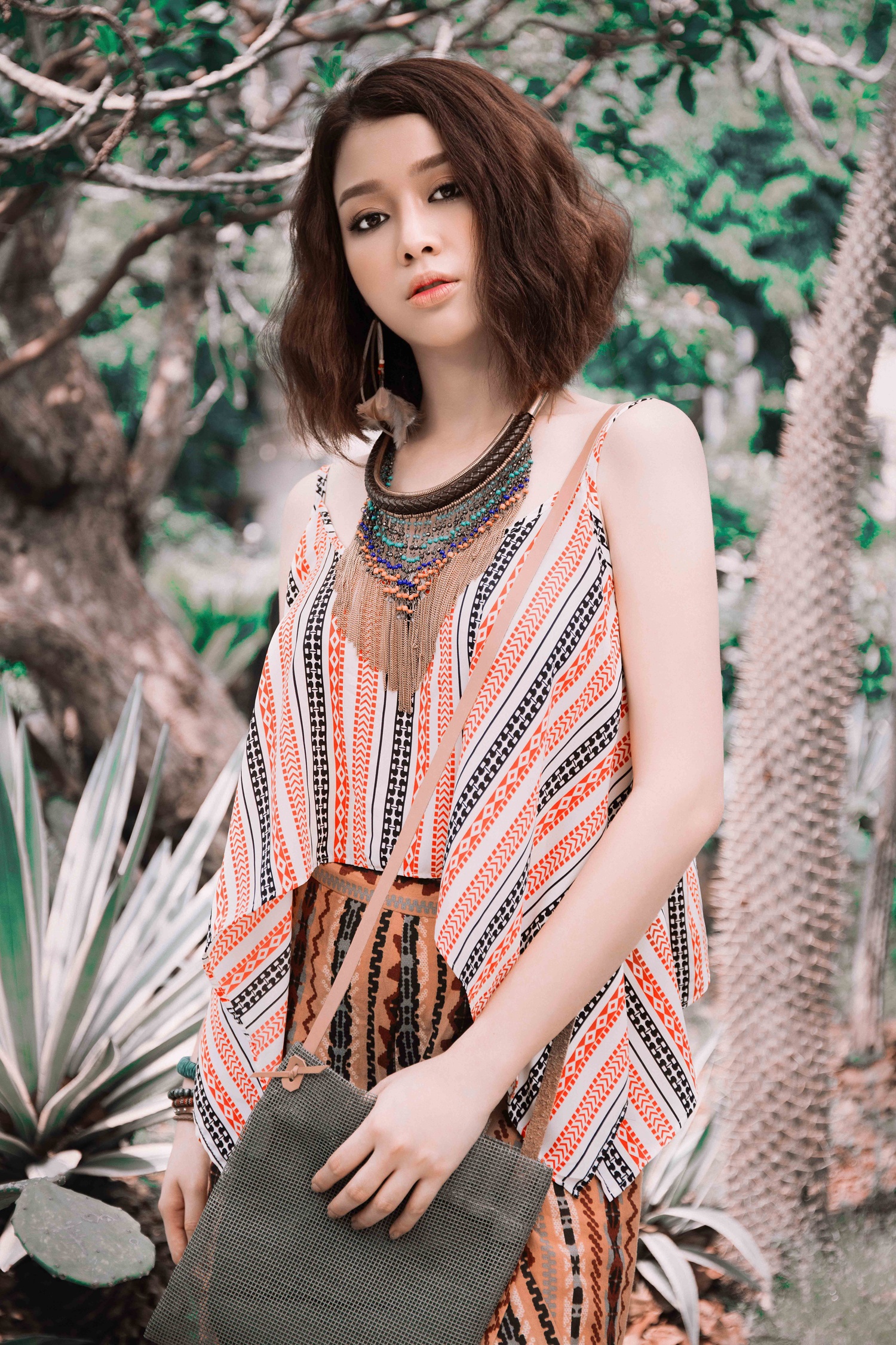 Truong Tung Lan ca tinh voi style du muc anh 3