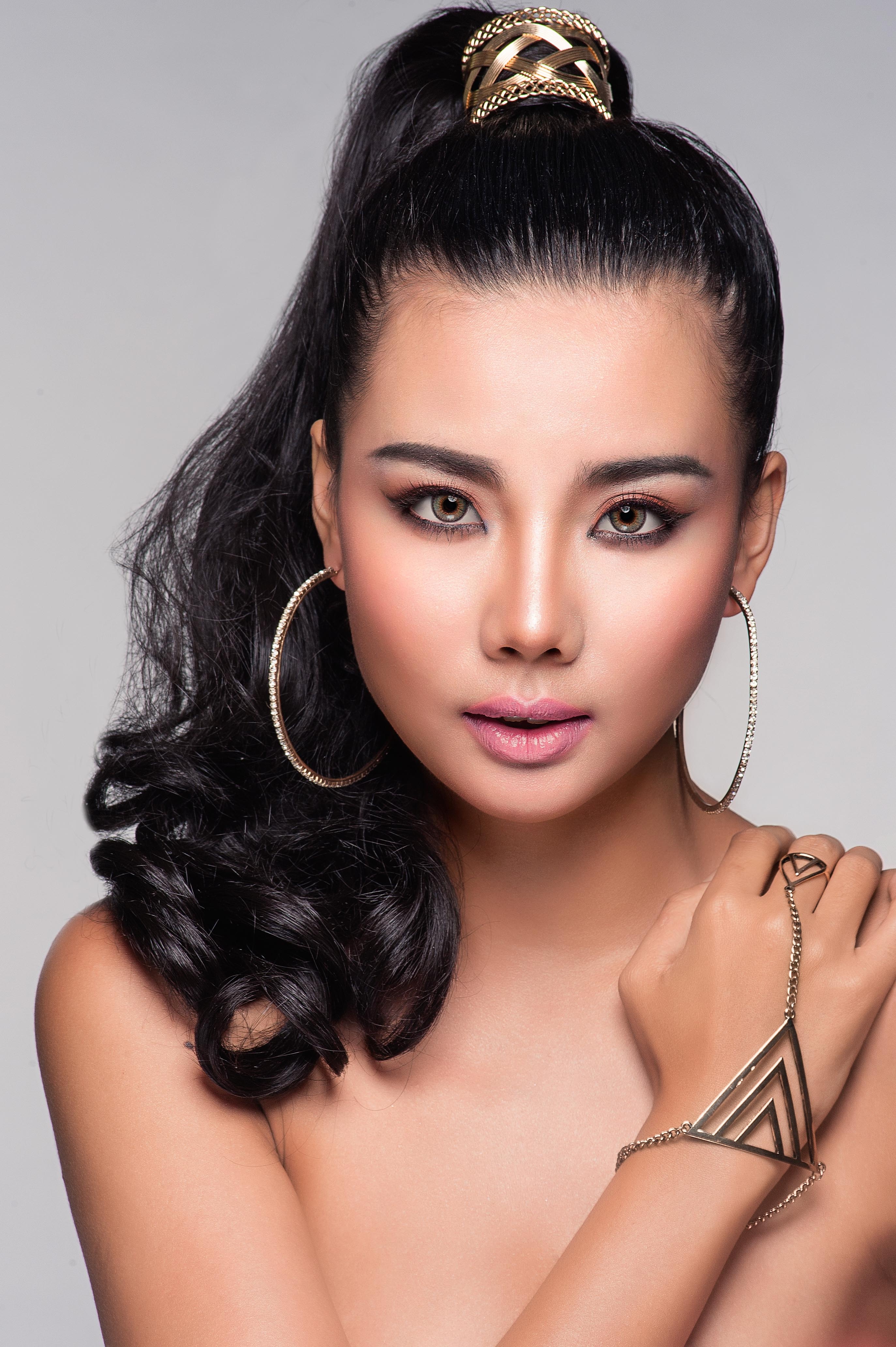 Lai Thanh Huong tu van trang diem anh 3