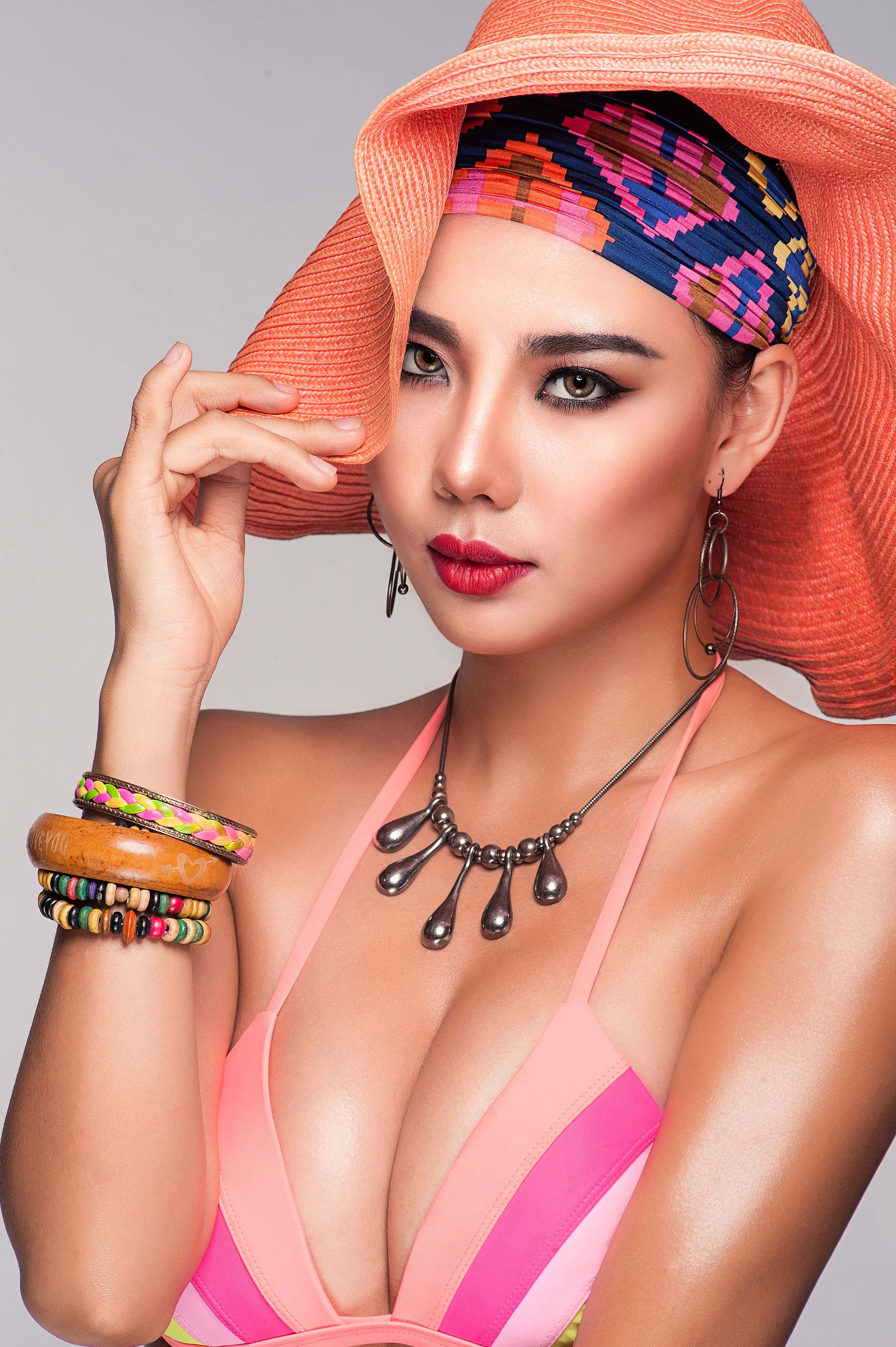 Lai Thanh Huong tu van trang diem anh 5