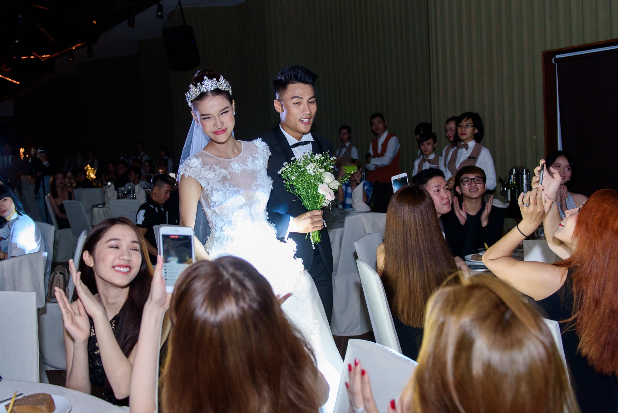 Khong gian tiec cuoi Ky Han - Mac Hong Quan anh 13