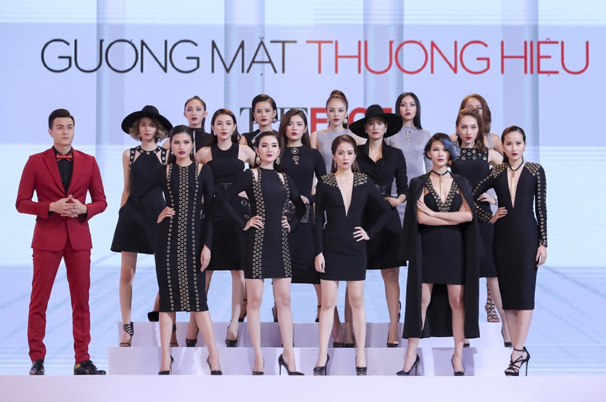 Thi sinh The Face thap be,  mum mim tu tin catwalk anh 12
