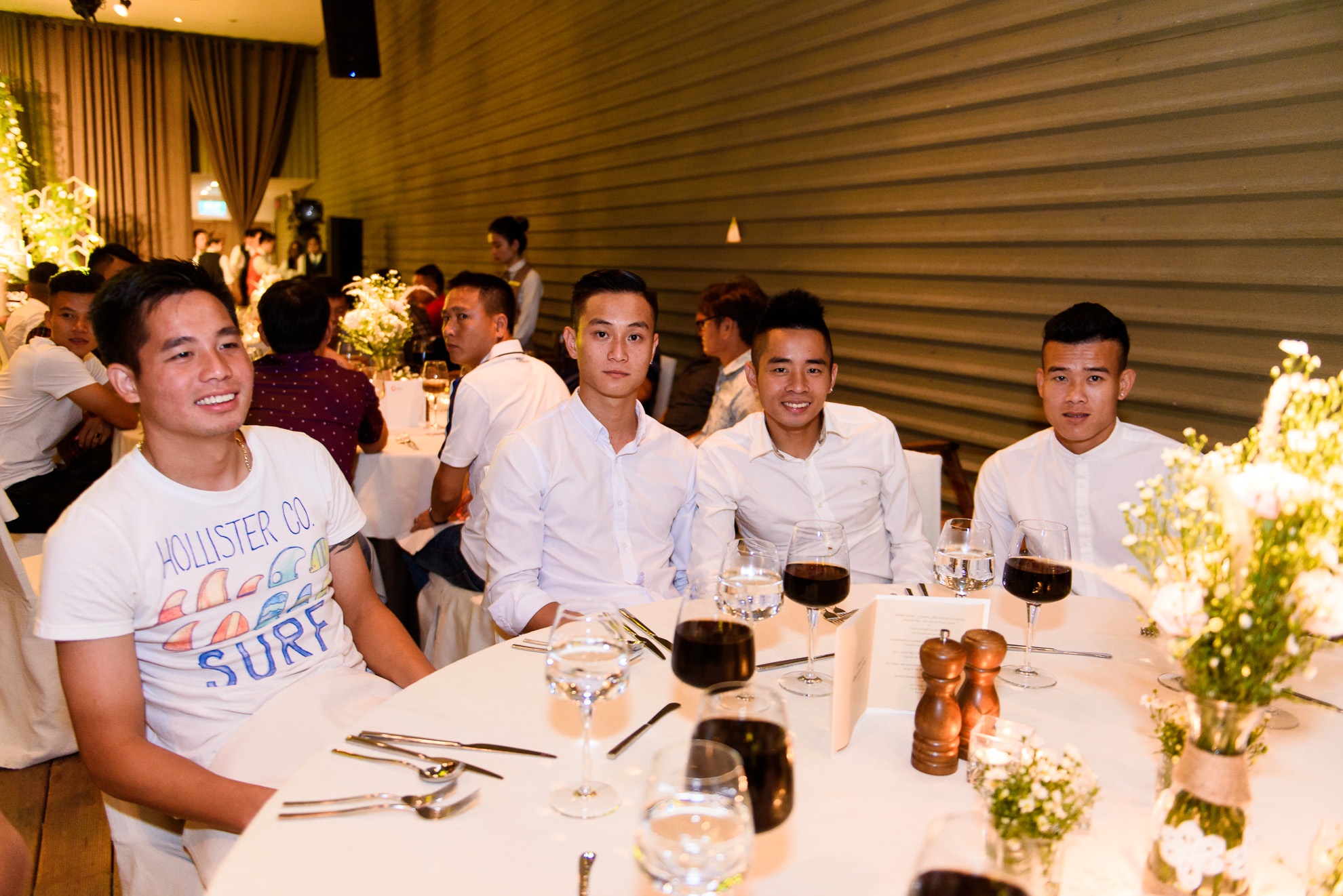 Khong gian tiec cuoi Ky Han - Mac Hong Quan anh 11