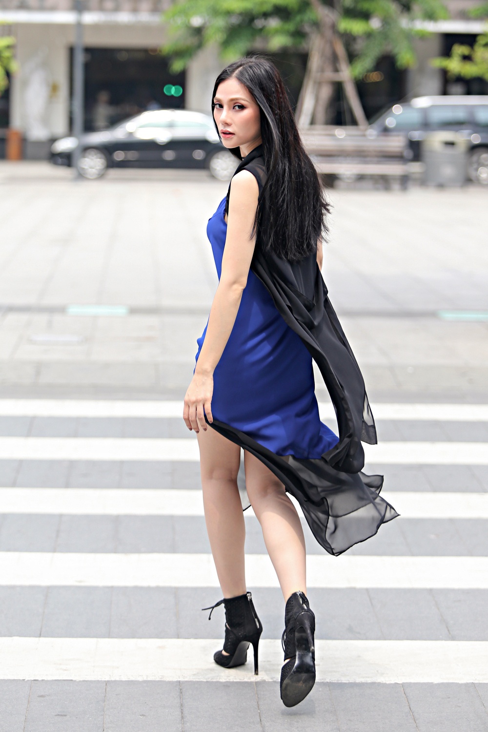 Thu Thuy goi y 7 set trang phuc dao pho cuoi tuan anh 2