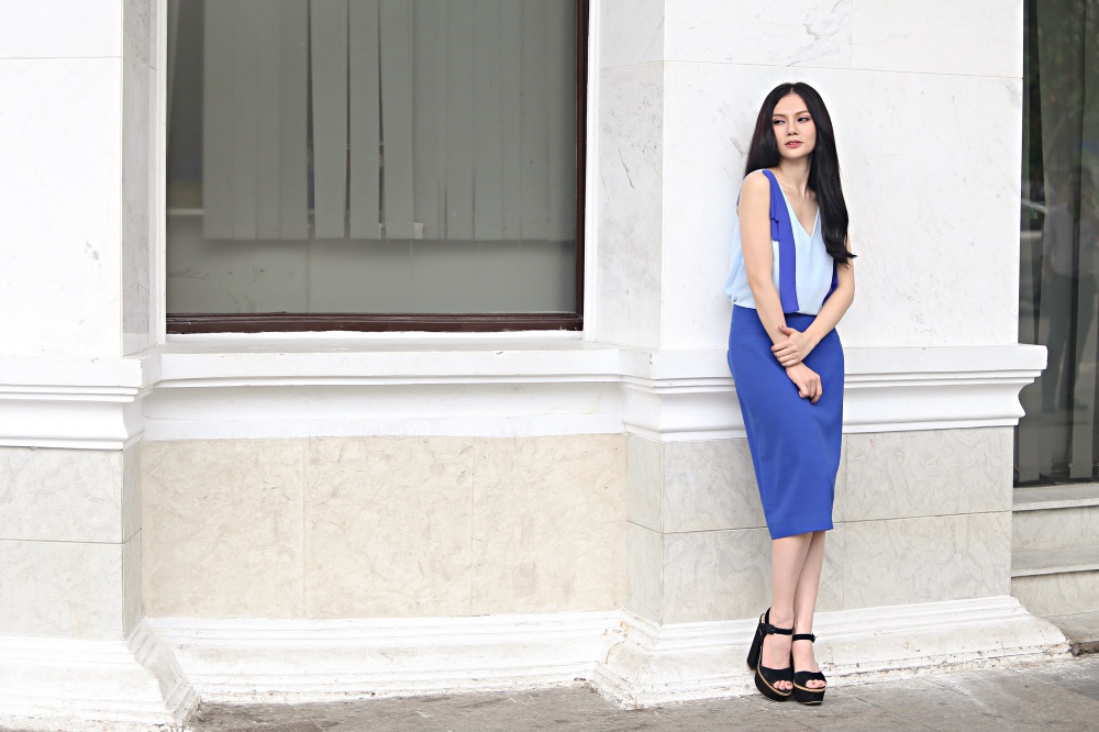 Thu Thuy goi y 7 set trang phuc dao pho cuoi tuan anh 5