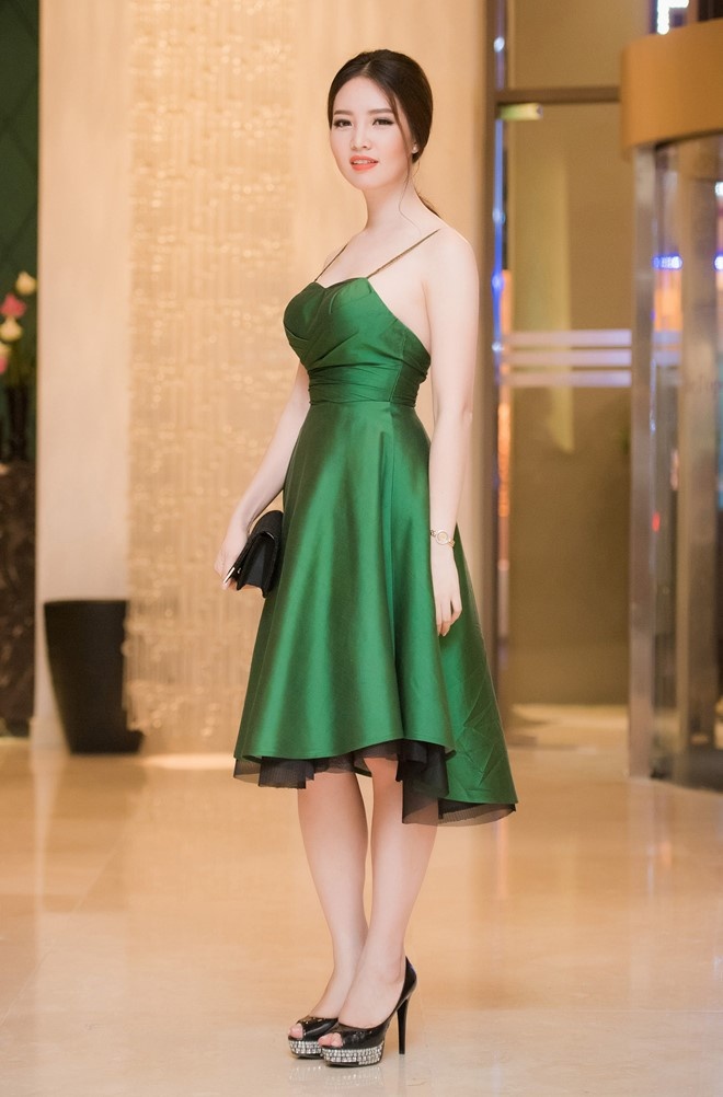 Huan luyen vien The Face dan dau top sao mac dep tuan anh 7