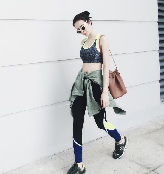 Ha Ho,  Pham Huong khoe dang cap thoi trang ghe nong anh 7