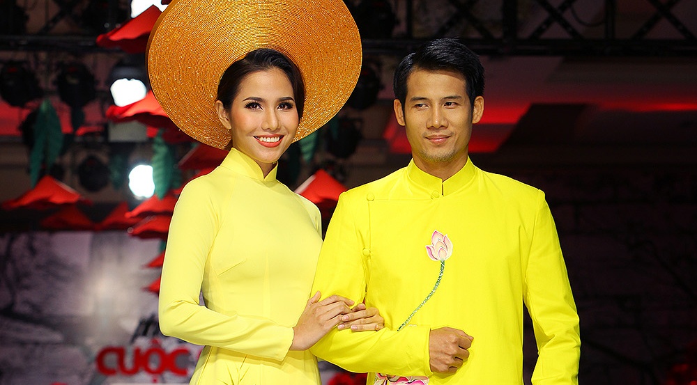 BST ao dai doi noi bat tren san dien mua cuoi Viet hinh anh