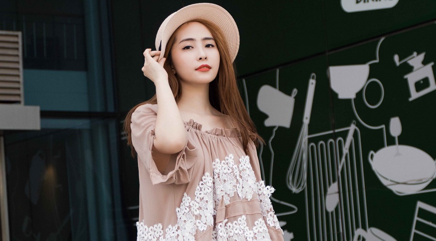 Ba xa Doan Tuan bien hoa phong cach xuong pho mua he hinh anh