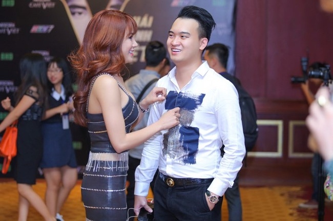 Diệp Lâm Anh hôn bạn trai ở Hàn Quốc ảnh 1 Diep Lam Anh hon ban trai o Han Quoc anh 1