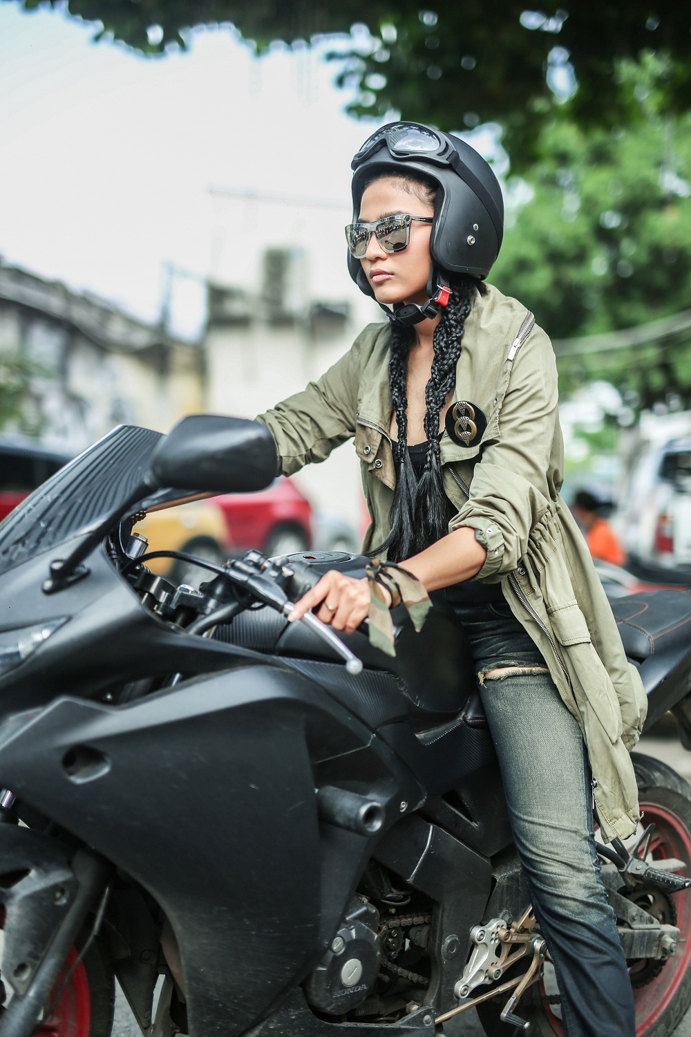 Truong Thi May ca tinh xuong pho anh 2