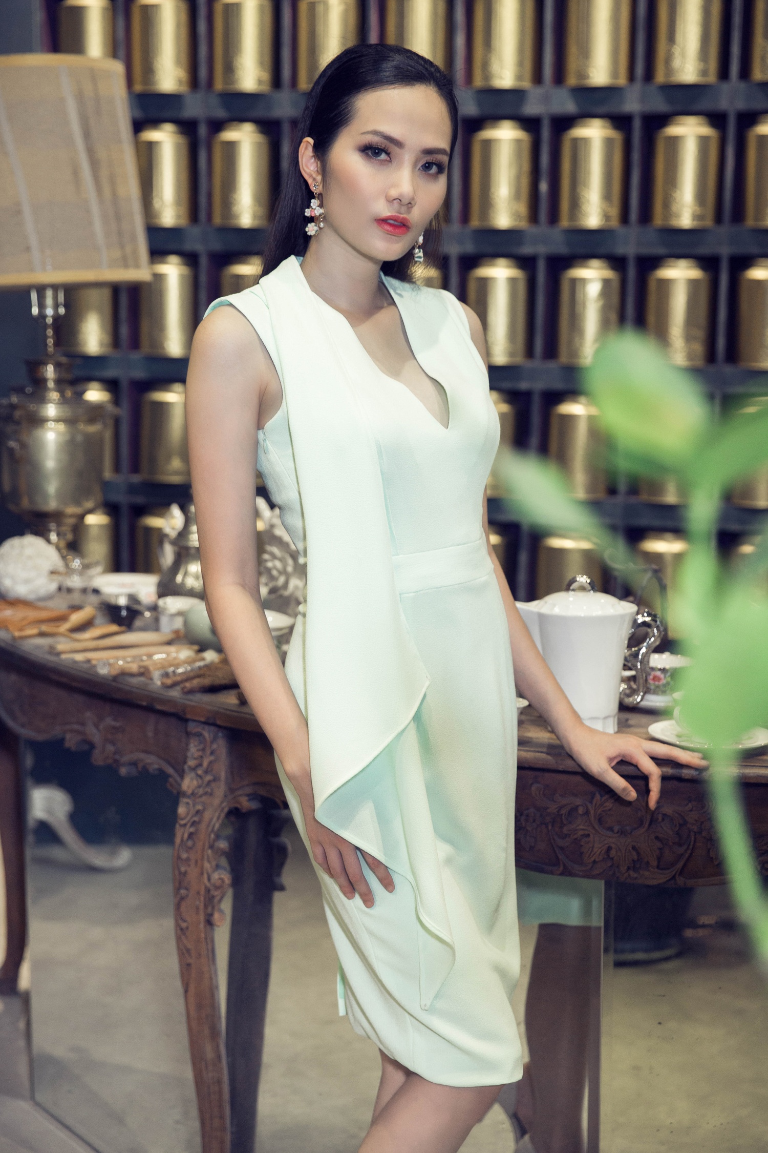 Hoa hau Dong Nam A sanh dieu xuong pho anh 5