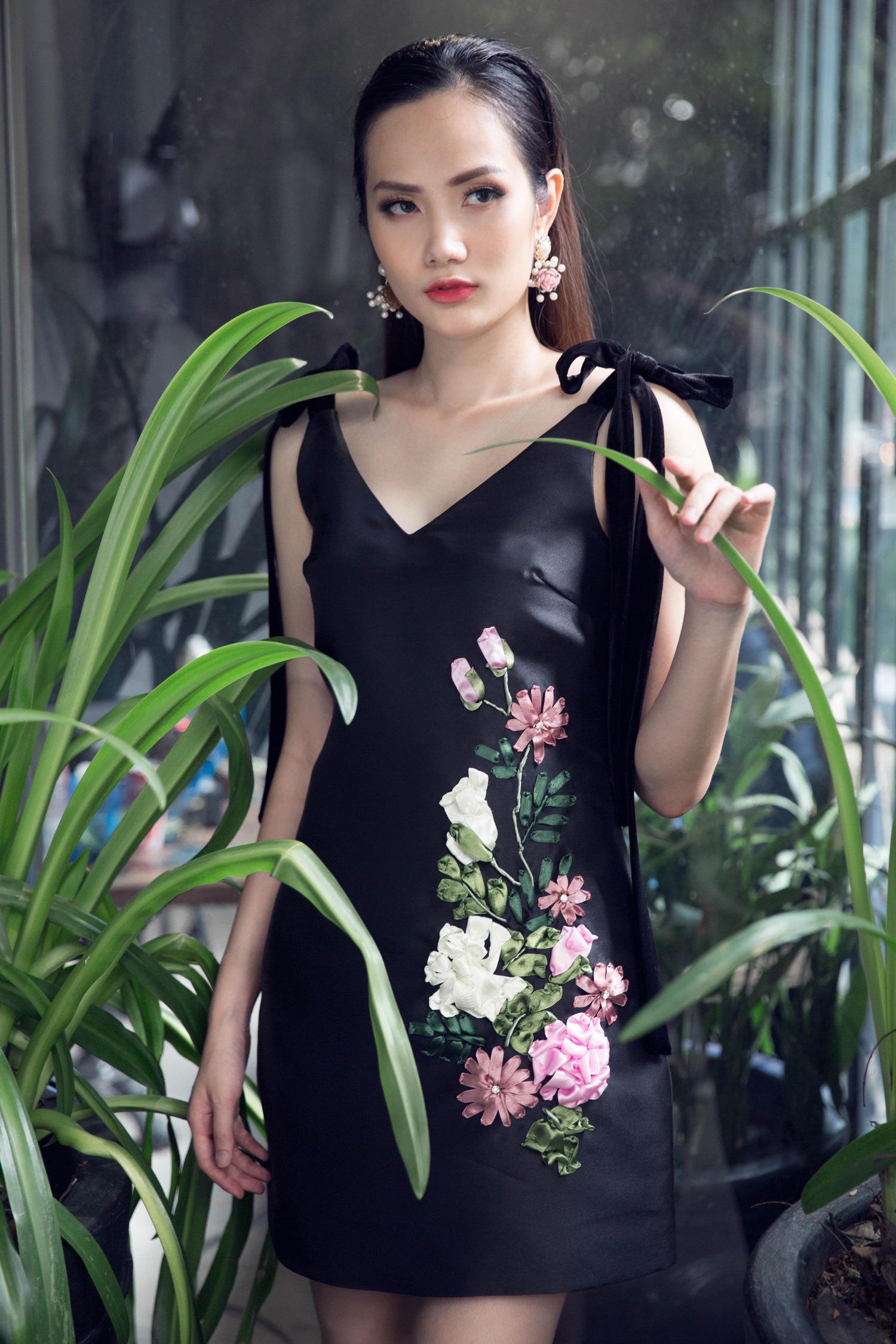 Hoa hau Dong Nam A sanh dieu xuong pho anh 8