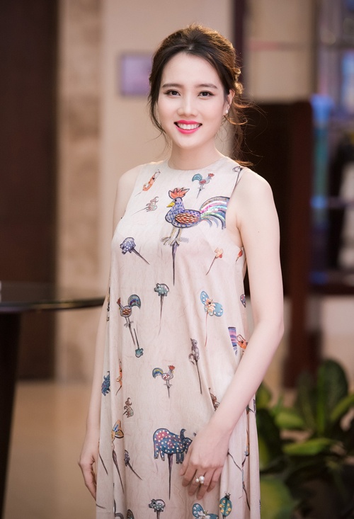 Vo Ngo Quang Hai mang bau lan 2 anh 2