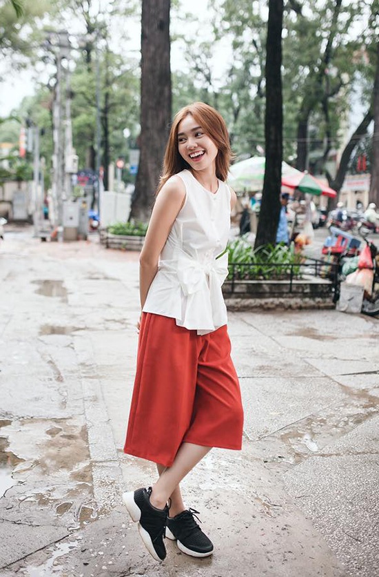 Ho Ngoc Ha an tuong tren duong pho tuan qua anh 4