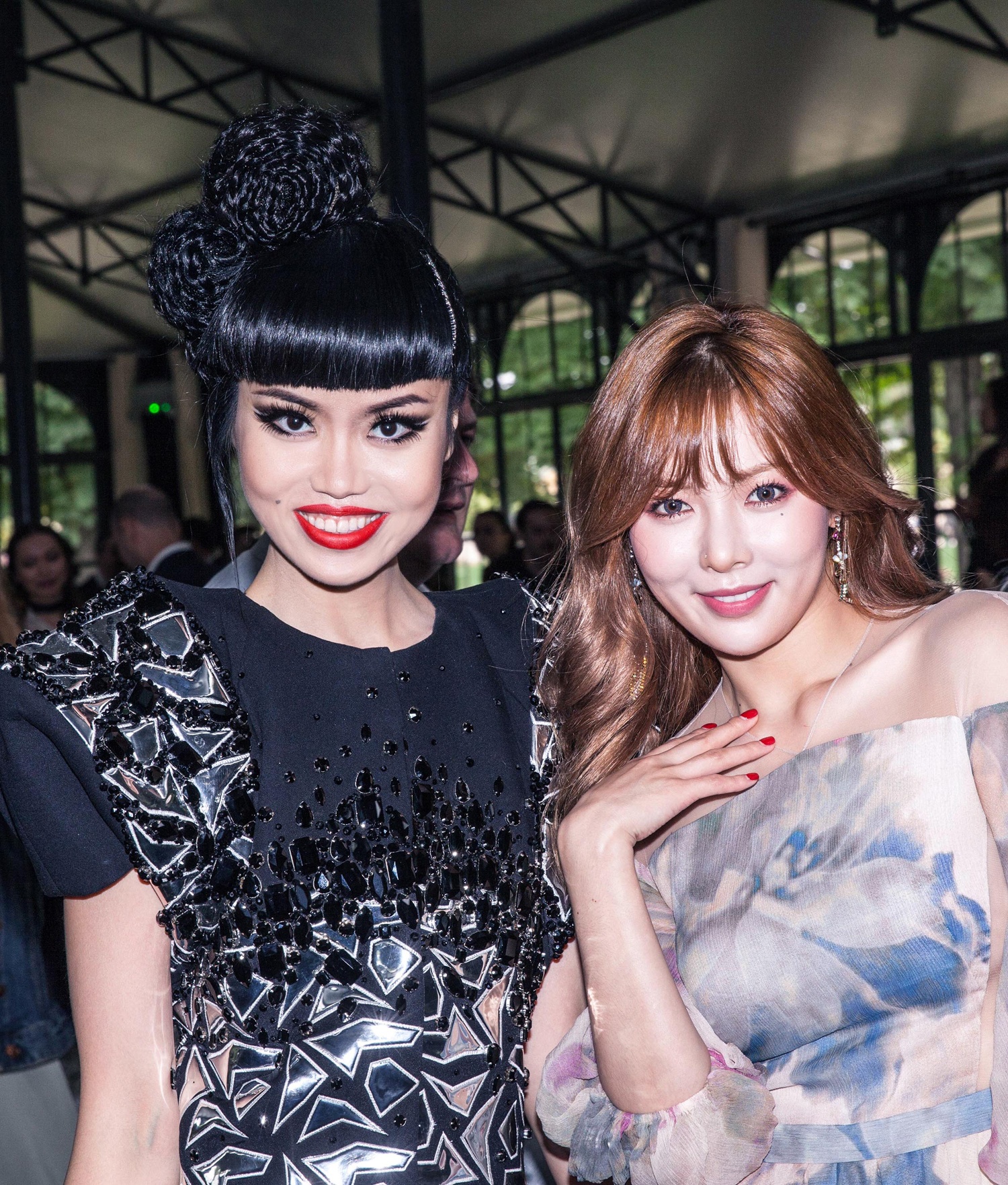 Jessica Minh Anh du Tuan le thoi trang Paris anh 3