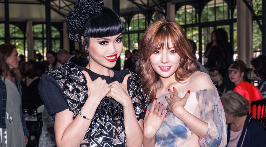 Chan dai goc Viet hoi ngo HyunA o Tuan le thoi trang Paris hinh anh