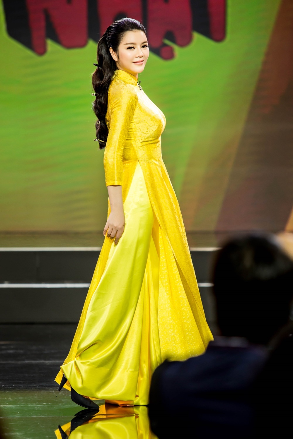 Ly Nha Ky lam kho Tran Thanh anh 6