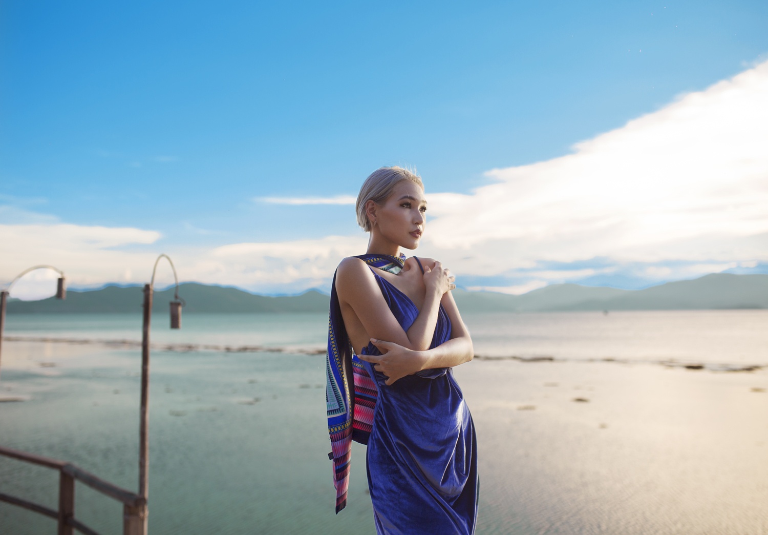 Hoc tro Pham Huong quyen ru duoi hoang hon anh 2