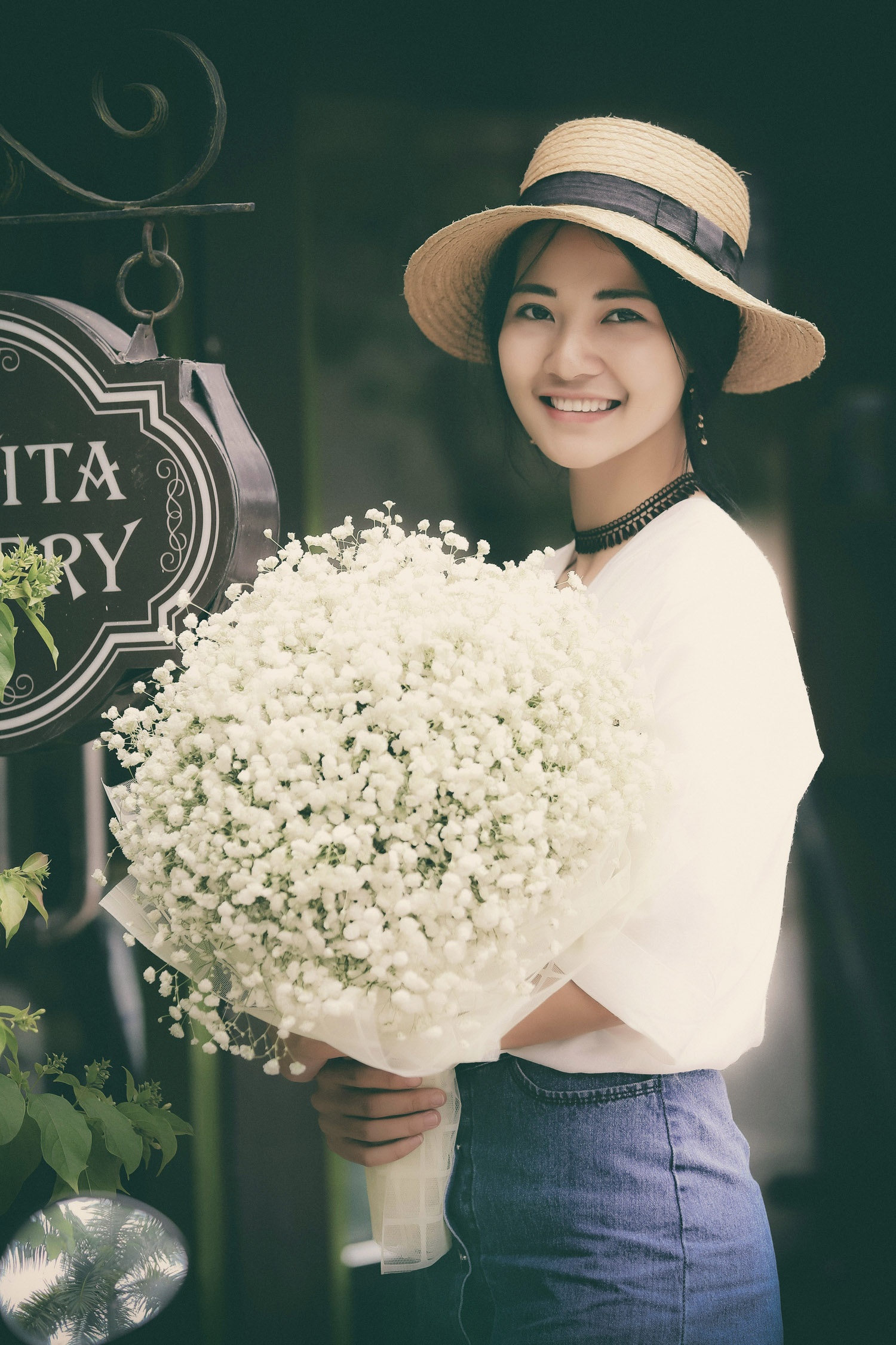 Tran Thi Quynh nhe nhang tren duong pho Sai thanh anh 1