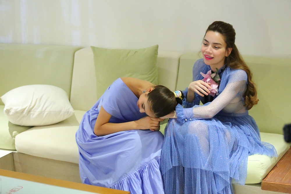 Pham Huong nan ni Ha Ho dung loai An Nguy anh 1