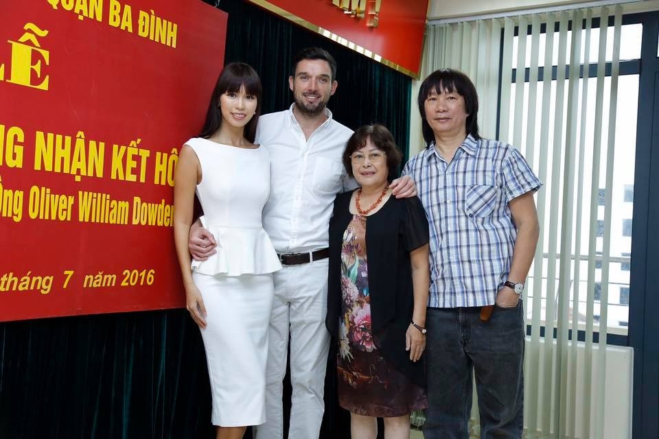 Ha Anh va chong Tay dang ky ket hon anh 5