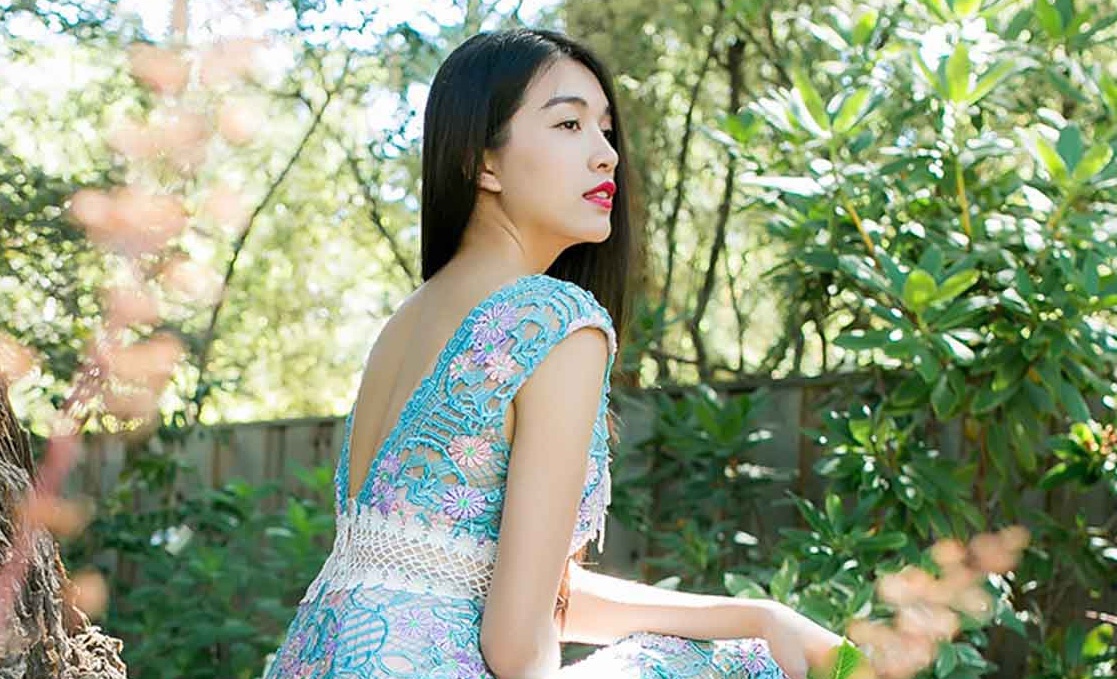 Le Hang lam duyen voi dam ren pastel hinh anh