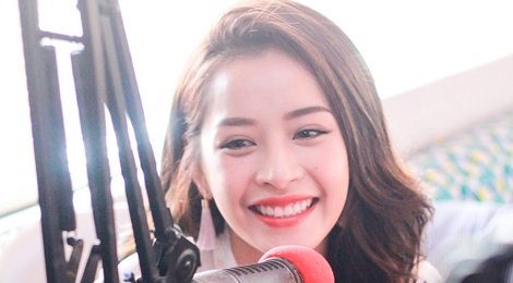 Chi Pu rang ro o Indonesia hinh anh