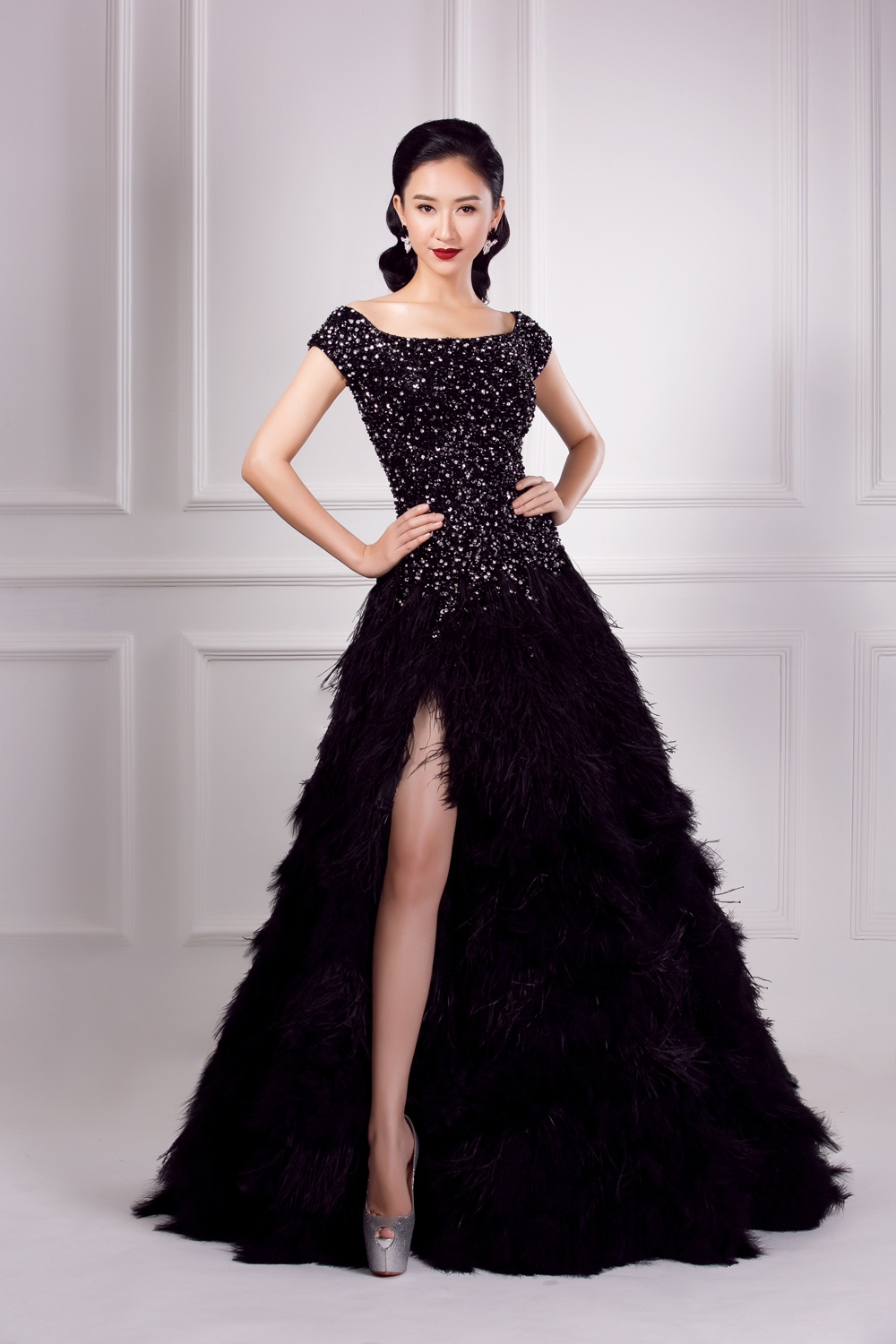 A hau Ha Thu dien dam  da hoi anh 3