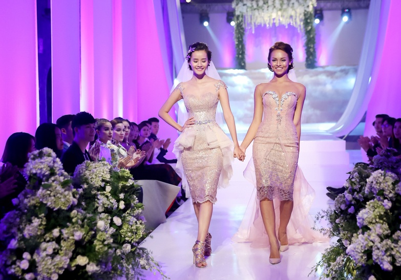 Mai Ngo che Diep Linh Chau catwalk do anh 6