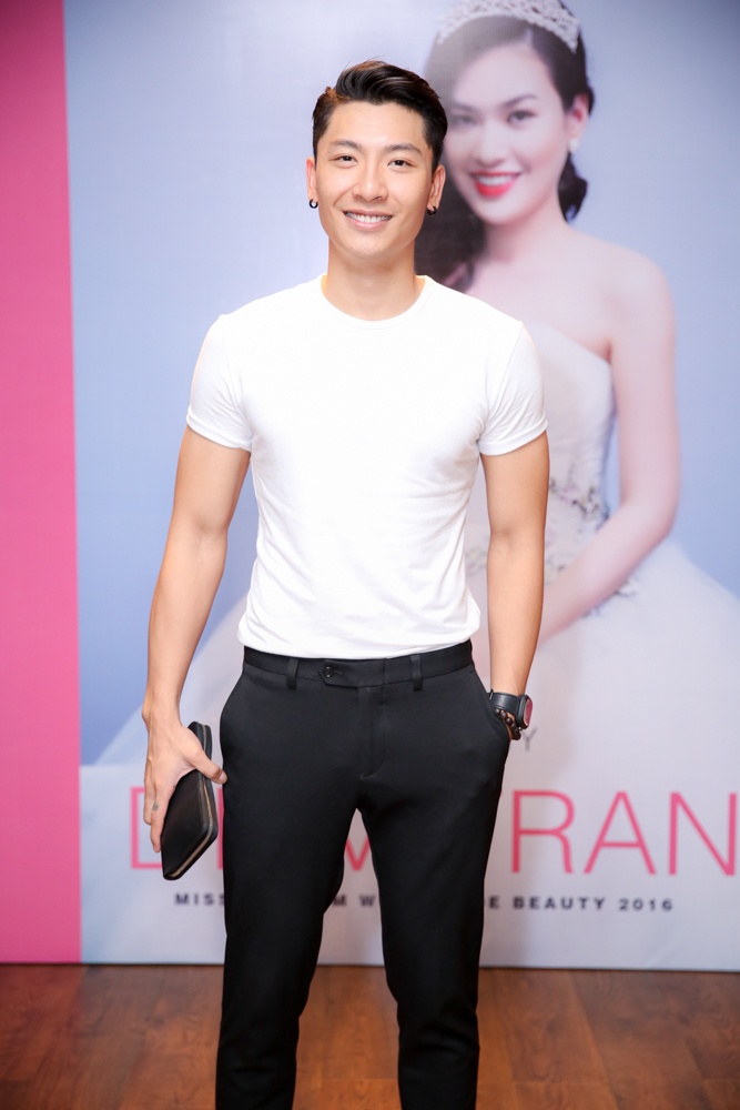 Quynh Mai dat show su kien anh 7