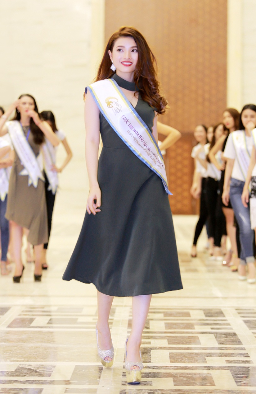 HH Ban sac Toan cau luyen catwalk truoc den ban ket anh 5