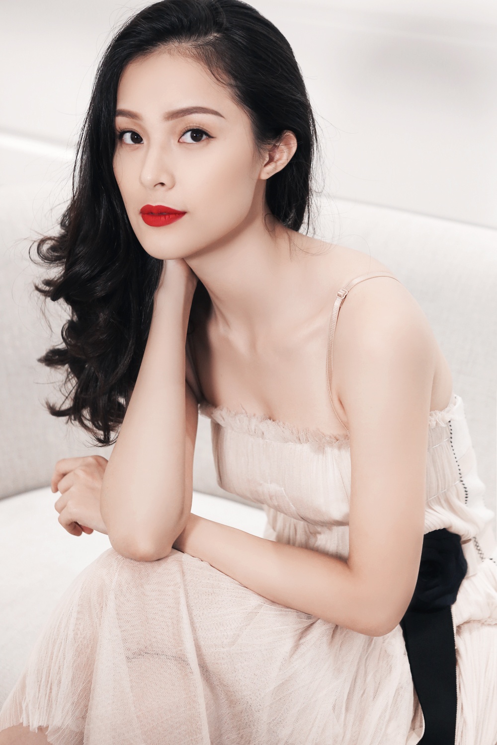 Ban gai Cuong Do La to son do,  dien dam ren quyen ru anh 4