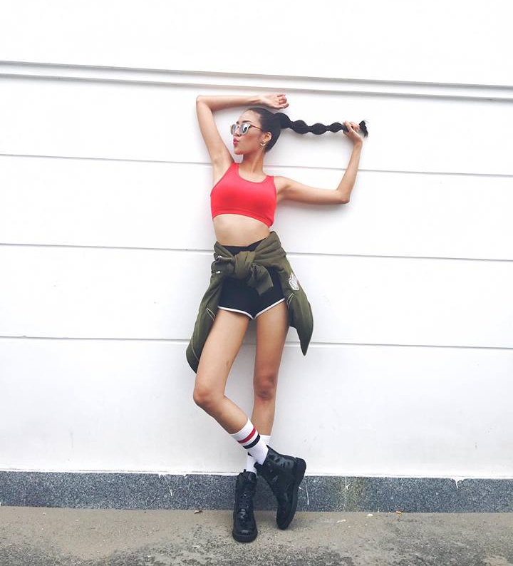 Street style cua Lan Khue anh 4