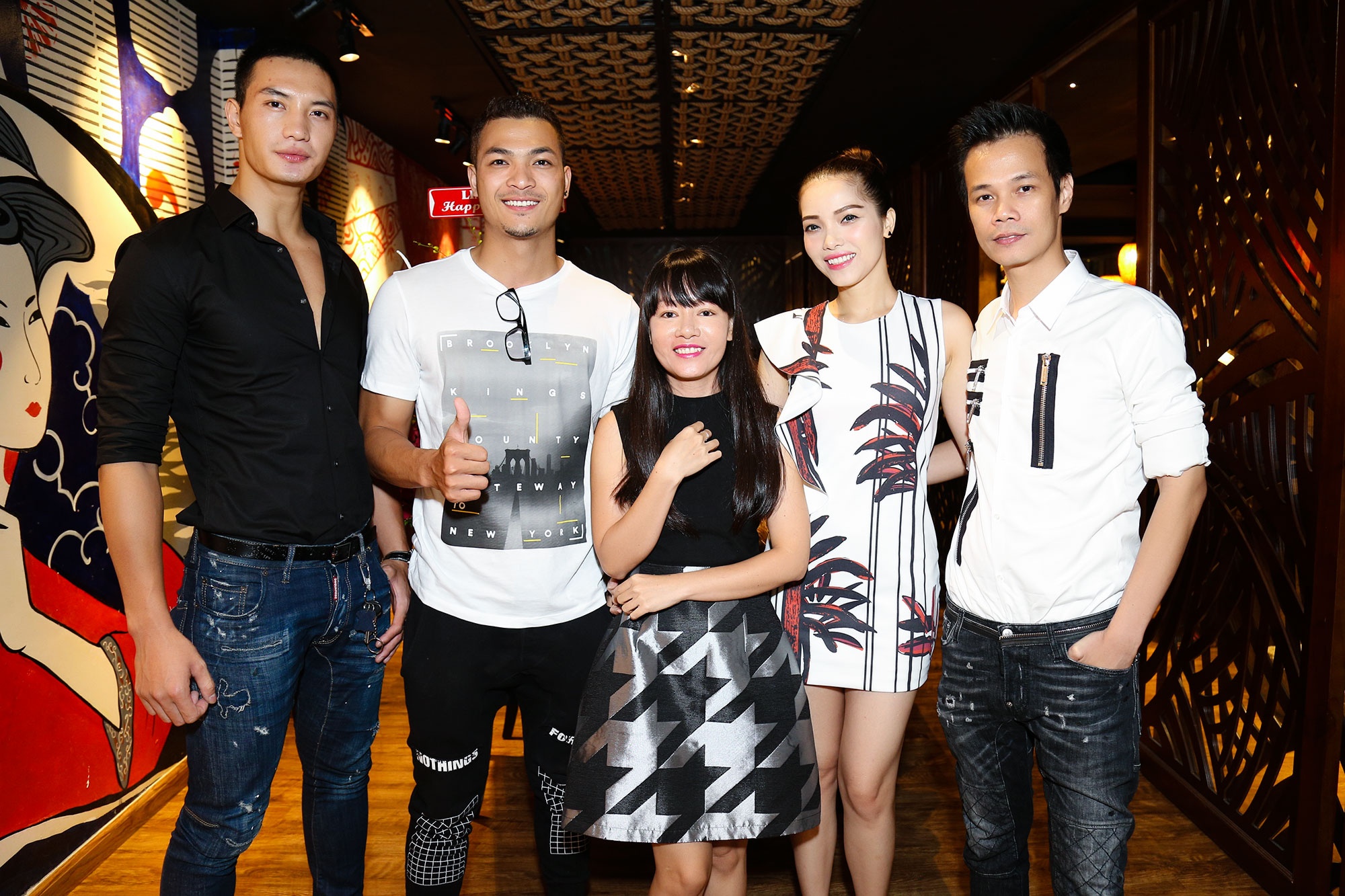 Đặng Thu Thảo dự tiệc sinh nhật Hoàng Hải ảnh 6 Dang Thu Thao du tiec sinh nhat Hoang Hai anh 6