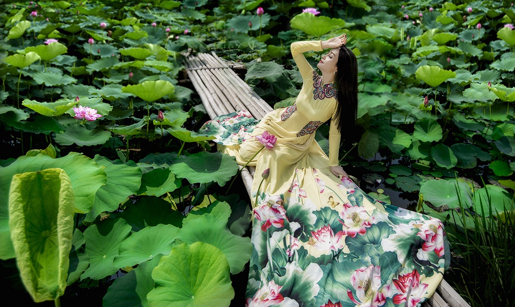 Mai Thu Huyền diện áo yếm duyên dáng ảnh 8 Mai Thu Huyen dien ao yem duyen dang anh 8
