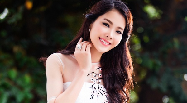 Nam Em dai dien Viet Nam thi Hoa hau Trai dat 2016 hinh anh