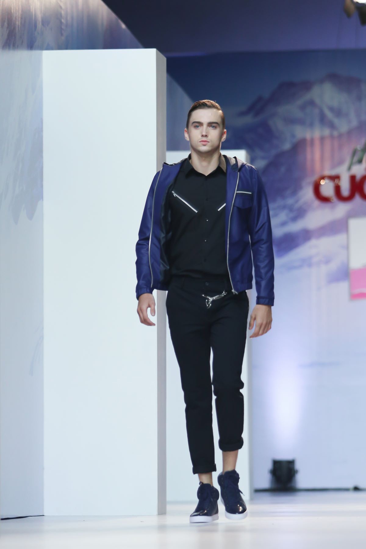 Ho Duc Vinh,  Duc Hai tai xuat san dien catwalk anh 10