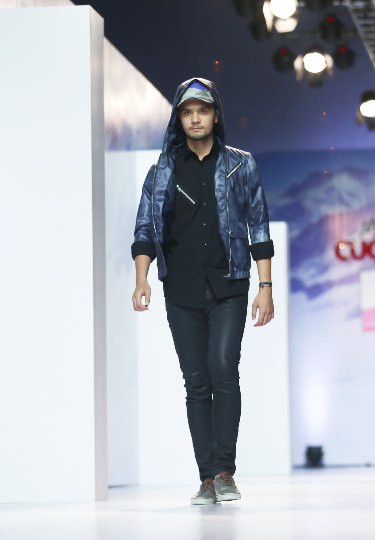 Ho Duc Vinh,  Duc Hai tai xuat san dien catwalk anh 11