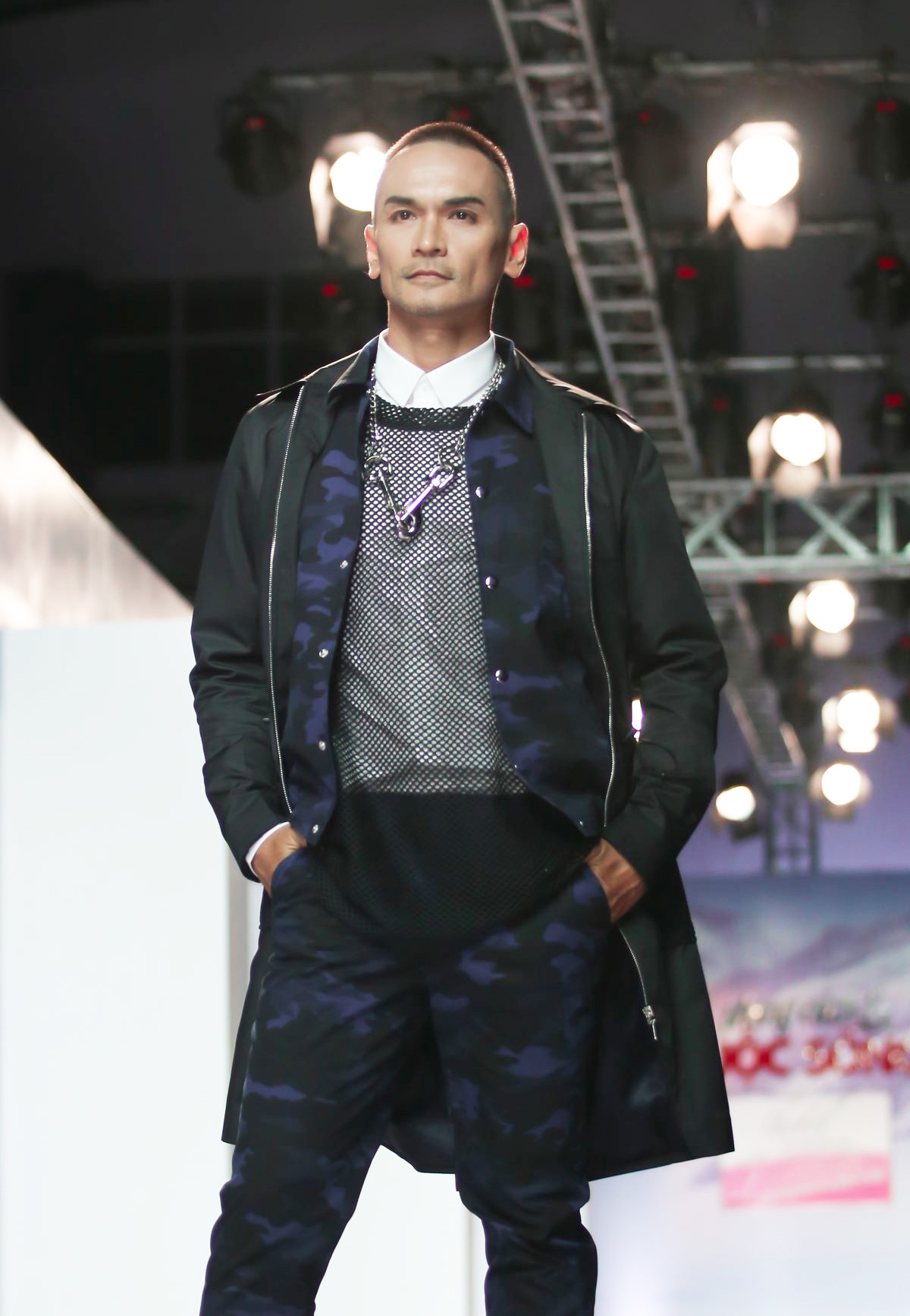 Ho Duc Vinh,  Duc Hai tai xuat san dien catwalk anh 2