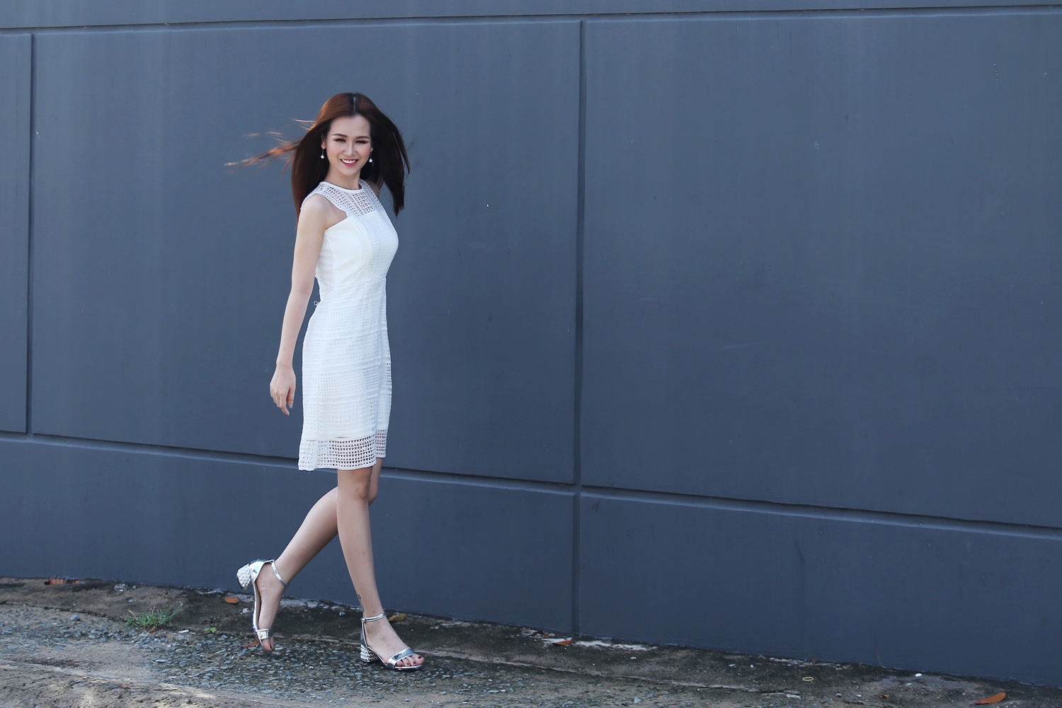 Vo Ha Tram sanh dieu xuong pho anh 6