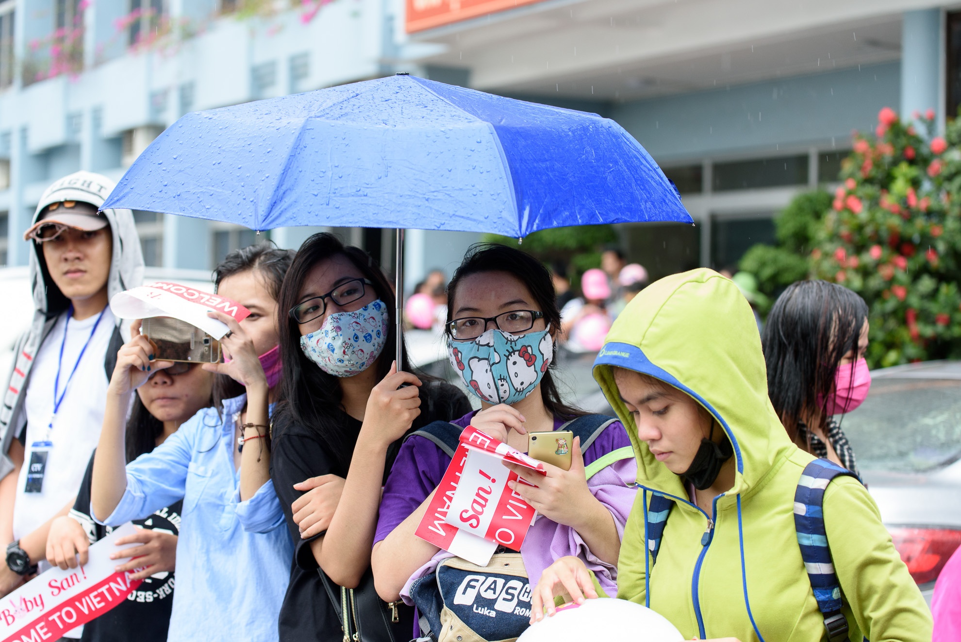 Dara nhom 2NE1 den Viet Nam anh 5